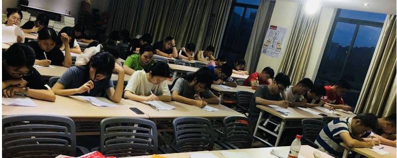 主角养观赏鱼发家的小说_养鱼的小说_养观赏鱼的小说